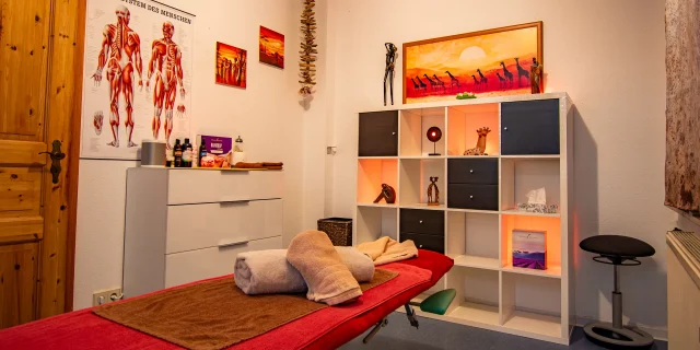 Wellnesshotel Albblick Anwendungsbereich Afrikazimmer