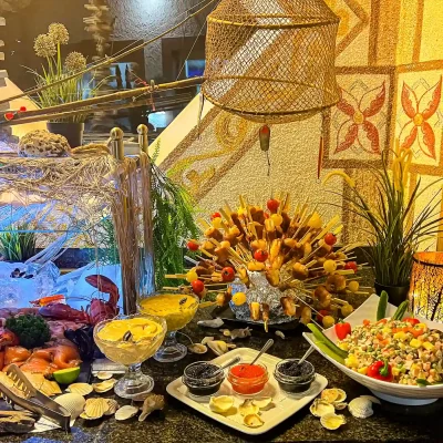 Wellnesshotel Albblick Restaurant Abendessen Buffet Hummer und Kaviar