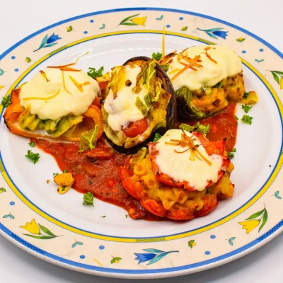 Wellnesshotel Albblick Restaurant Essen Grillgemuese mit Kaese