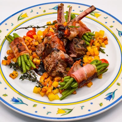 Wellnesshotel Albblick Restaurant Essen Lammkarree