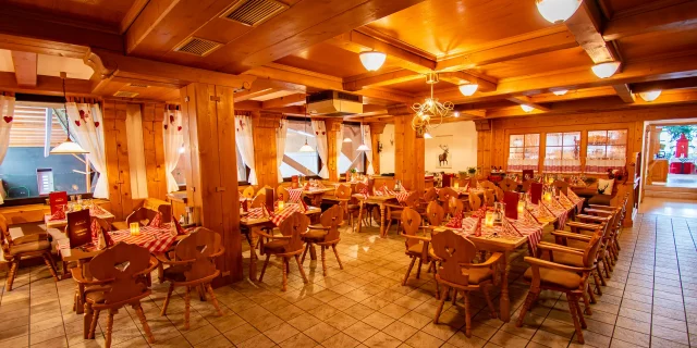 Wellnesshotel Albblick Restaurant Schwarzwaldstube Komplettansicht